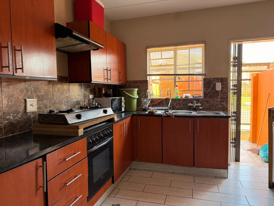 3 Bedroom Property for Sale in Waterval East North West